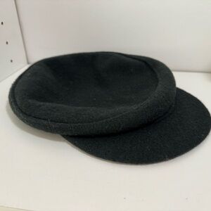 Barney’s New York Wool Hat / Cap